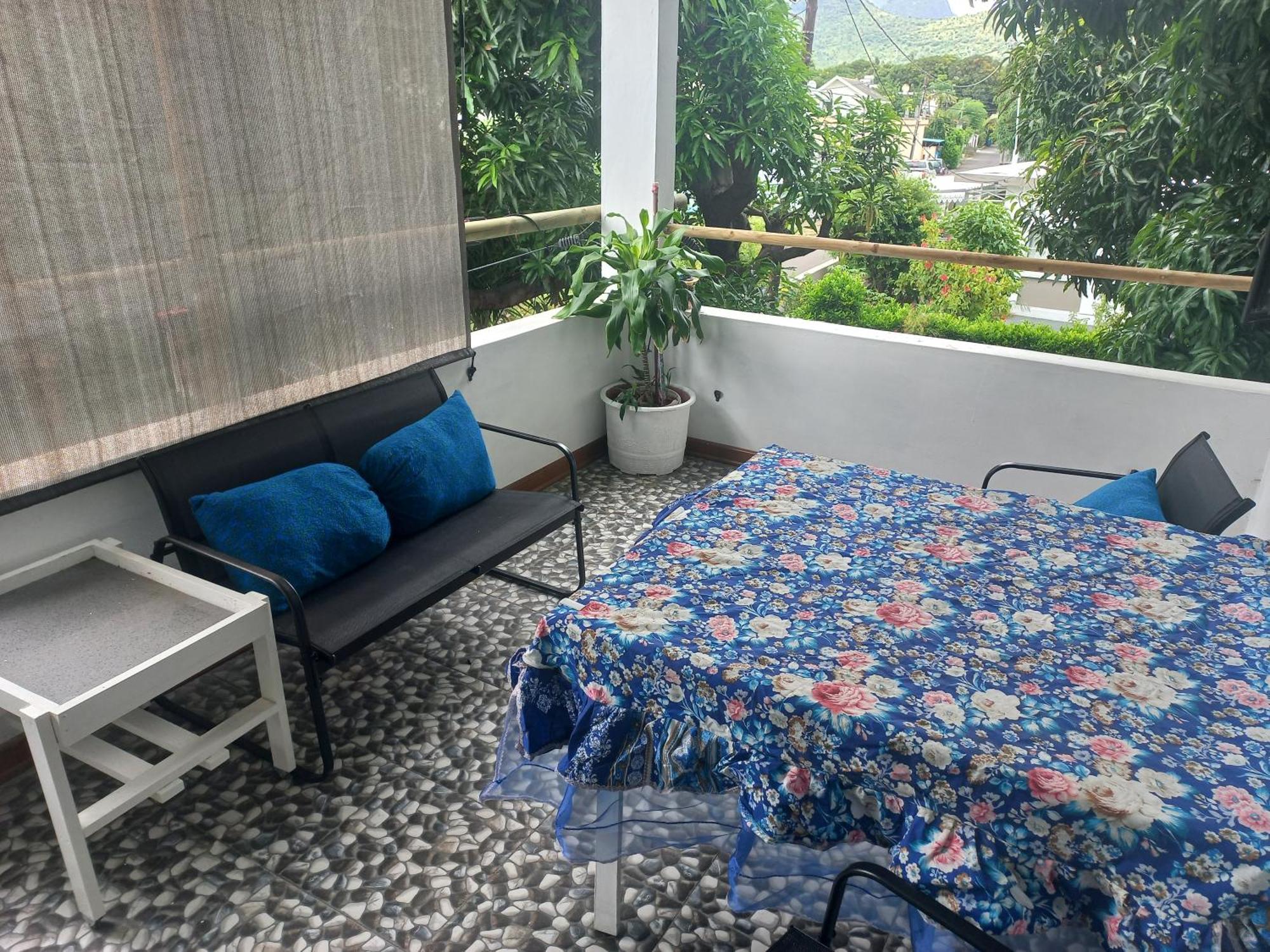 Open Air Cafe & Apartments Port Louis Zimmer foto
