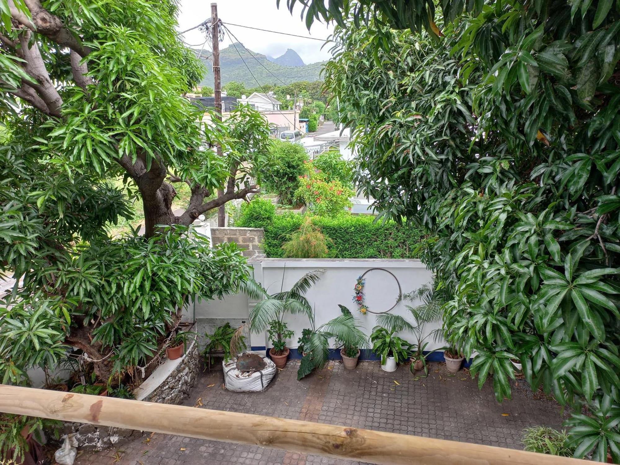 Open Air Cafe & Apartments Port Louis Zimmer foto